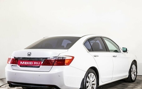 Honda Accord IX рестайлинг, 2013 год, 1 590 000 рублей, 5 фотография