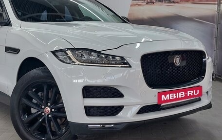 Jaguar F-Pace, 2017 год, 3 390 000 рублей, 10 фотография