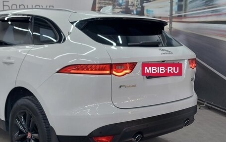 Jaguar F-Pace, 2017 год, 3 390 000 рублей, 13 фотография