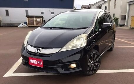 Honda Fit Shuttle I рестайлинг, 2015 год, 830 000 рублей, 1 фотография