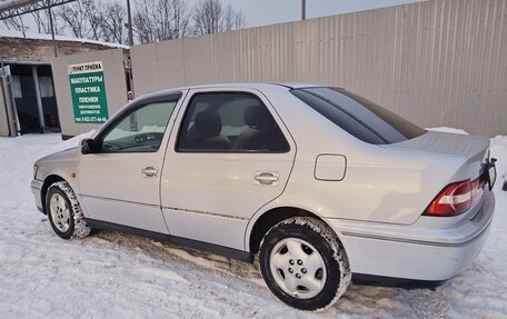 Toyota Vista V30, 1998 год, 470 000 рублей, 3 фотография