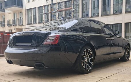 Rolls-Royce Ghost Series II рестайлинг, 2024 год, 57 766 528 рублей, 3 фотография