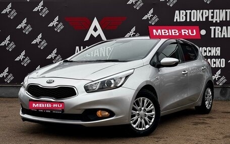 KIA cee'd III, 2013 год, 995 000 рублей, 3 фотография