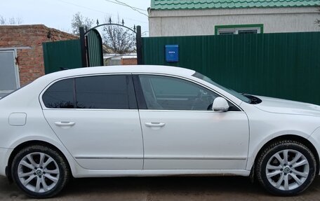 Skoda Superb III рестайлинг, 2012 год, 1 150 000 рублей, 5 фотография