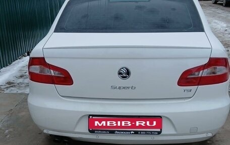 Skoda Superb III рестайлинг, 2012 год, 1 150 000 рублей, 4 фотография