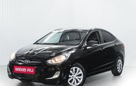 Hyundai Solaris II рестайлинг, 2011 год, 850 000 рублей, 3 фотография