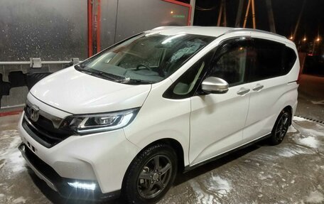 Honda Freed II, 2022 год, 2 100 000 рублей, 13 фотография