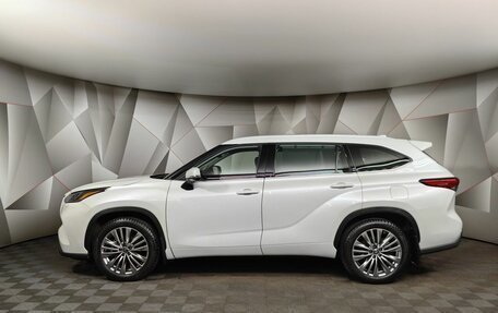 Toyota Highlander, 2023 год, 6 398 000 рублей, 4 фотография