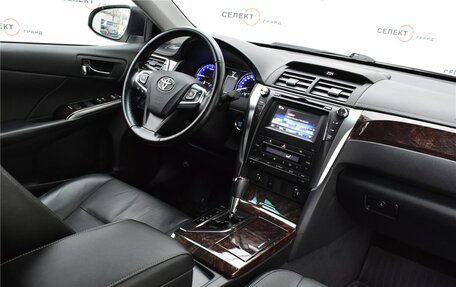 Toyota Camry, 2015 год, 2 249 000 рублей, 5 фотография