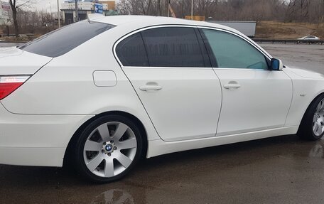 BMW 5 серия, 2008 год, 1 400 000 рублей, 3 фотография