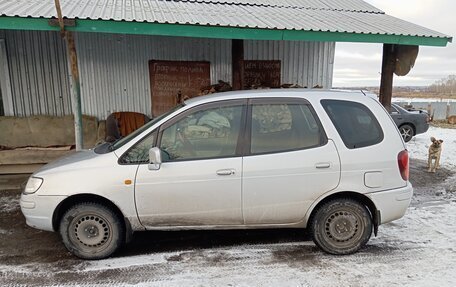 Toyota Corolla Spacio II, 1997 год, 400 000 рублей, 4 фотография