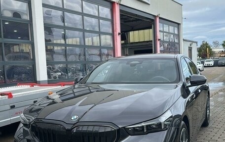 BMW 5 серия, 2024 год, 6 000 000 рублей, 5 фотография