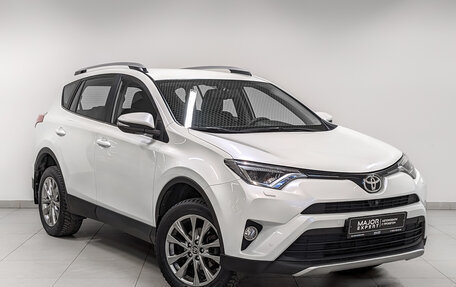 Toyota RAV4, 2015 год, 2 350 000 рублей, 3 фотография