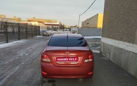 Hyundai Solaris II рестайлинг, 2011 год, 750 000 рублей, 2 фотография