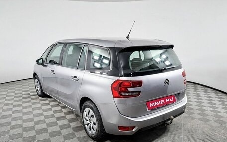 Citroen C4 Picasso II рестайлинг, 2017 год, 1 591 000 рублей, 8 фотография