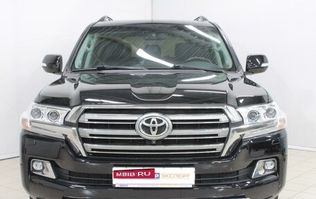 Toyota Land Cruiser 200, 2016 год, 6 199 000 рублей, 2 фотография