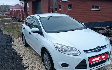 Ford Focus III, 2013 год, 975 000 рублей, 2 фотография