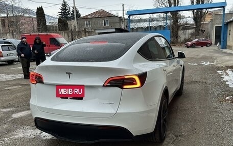 Tesla Model Y I, 2023 год, 6 000 000 рублей, 9 фотография