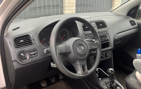 Volkswagen Polo VI (EU Market), 2012 год, 960 000 рублей, 3 фотография