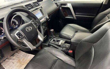 Toyota Land Cruiser Prado 150 рестайлинг 2, 2016 год, 4 298 000 рублей, 16 фотография