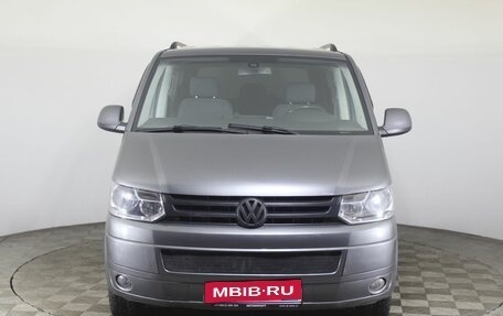 Volkswagen Caravelle T5, 2012 год, 2 359 000 рублей, 2 фотография