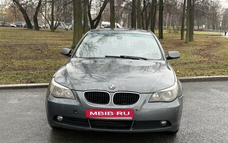 BMW 5 серия, 2003 год, 555 000 рублей, 3 фотография