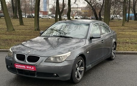 BMW 5 серия, 2003 год, 555 000 рублей, 1 фотография