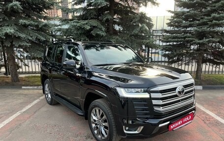 Toyota Land Cruiser, 2024 год, 14 750 000 рублей, 3 фотография