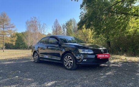 Volkswagen Jetta VI, 2017 год, 1 650 000 рублей, 4 фотография