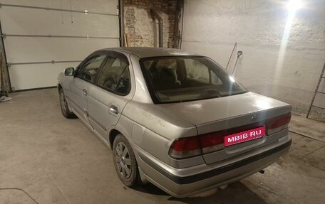 Nissan Sunny B15, 2001 год, 285 000 рублей, 1 фотография