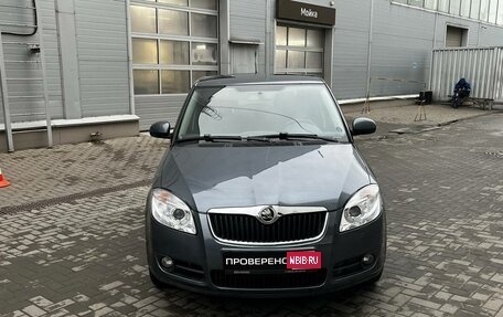 Skoda Fabia II, 2009 год, 750 000 рублей, 2 фотография