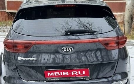 KIA Sportage IV рестайлинг, 2018 год, 2 200 000 рублей, 5 фотография