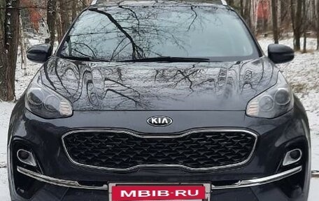 KIA Sportage IV рестайлинг, 2018 год, 2 200 000 рублей, 2 фотография