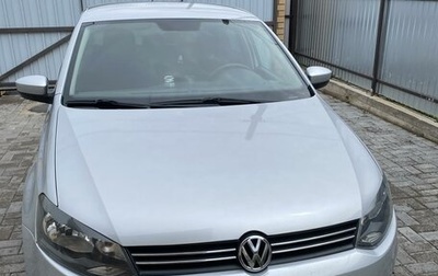 Volkswagen Polo VI (EU Market), 2013 год, 880 000 рублей, 1 фотография