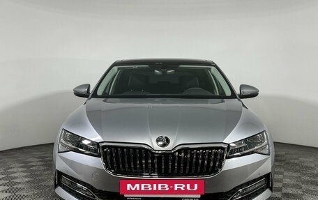 Skoda Superb III рестайлинг, 2024 год, 4 500 000 рублей, 2 фотография