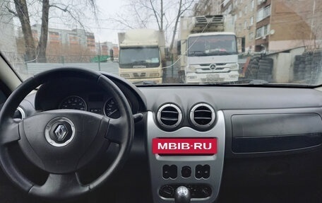 Renault Sandero I, 2013 год, 397 000 рублей, 7 фотография