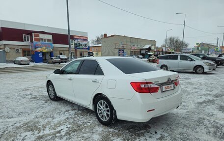 Toyota Camry, 2014 год, 2 270 000 рублей, 2 фотография