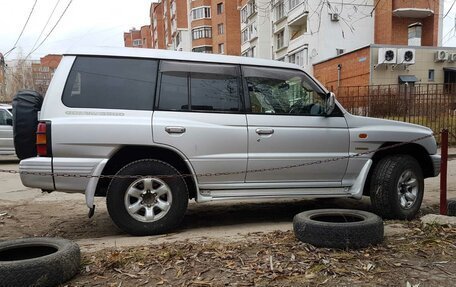 Mitsubishi Pajero III рестайлинг, 1999 год, 1 200 000 рублей, 3 фотография