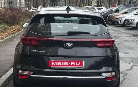 KIA Sportage IV рестайлинг, 2020 год, 2 450 000 рублей, 5 фотография