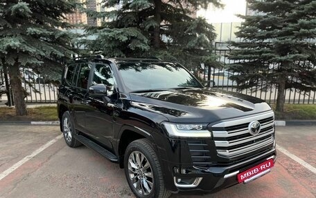 Toyota Land Cruiser, 2024 год, 14 800 000 рублей, 3 фотография