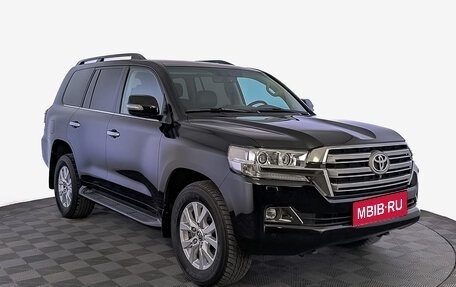 Toyota Land Cruiser 200, 2018 год, 7 900 000 рублей, 3 фотография