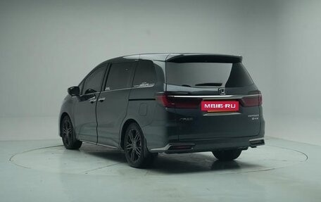 Honda Odyssey IV, 2022 год, 3 240 000 рублей, 14 фотография