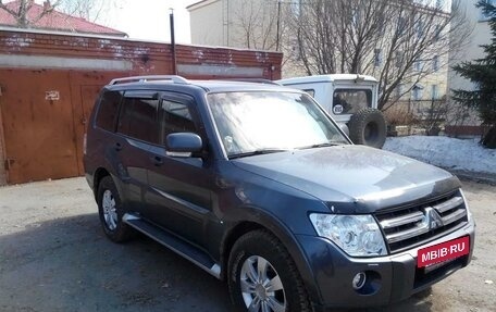 Mitsubishi Pajero IV, 2010 год, 2 399 700 рублей, 4 фотография