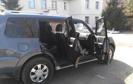 Mitsubishi Pajero IV, 2010 год, 2 399 700 рублей, 6 фотография