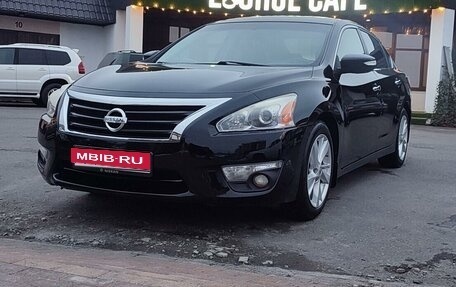 Nissan Altima V (L33), 2013 год, 750 000 рублей, 1 фотография