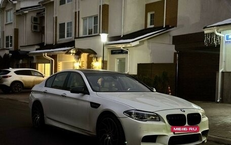 BMW 5 серия, 2013 год, 2 480 000 рублей, 4 фотография