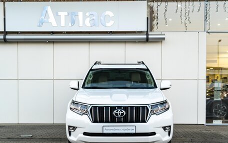 Toyota Land Cruiser Prado 150 рестайлинг 2, 2022 год, 7 990 000 рублей, 3 фотография