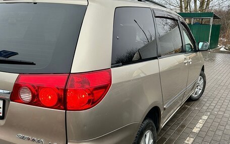 Toyota Sienna II рестайлинг, 2006 год, 1 399 999 рублей, 5 фотография