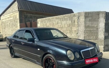 Mercedes-Benz E-Класс, 1998 год, 645 000 рублей, 7 фотография