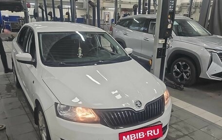 Skoda Rapid I, 2015 год, 880 000 рублей, 2 фотография